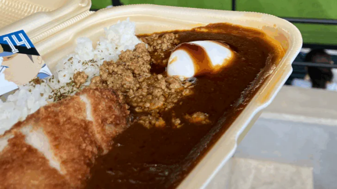 甲子園カレーやハマスタみかん氷など各球場の名物グルメ